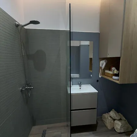 Apartment Trea Lungomare Vlorë